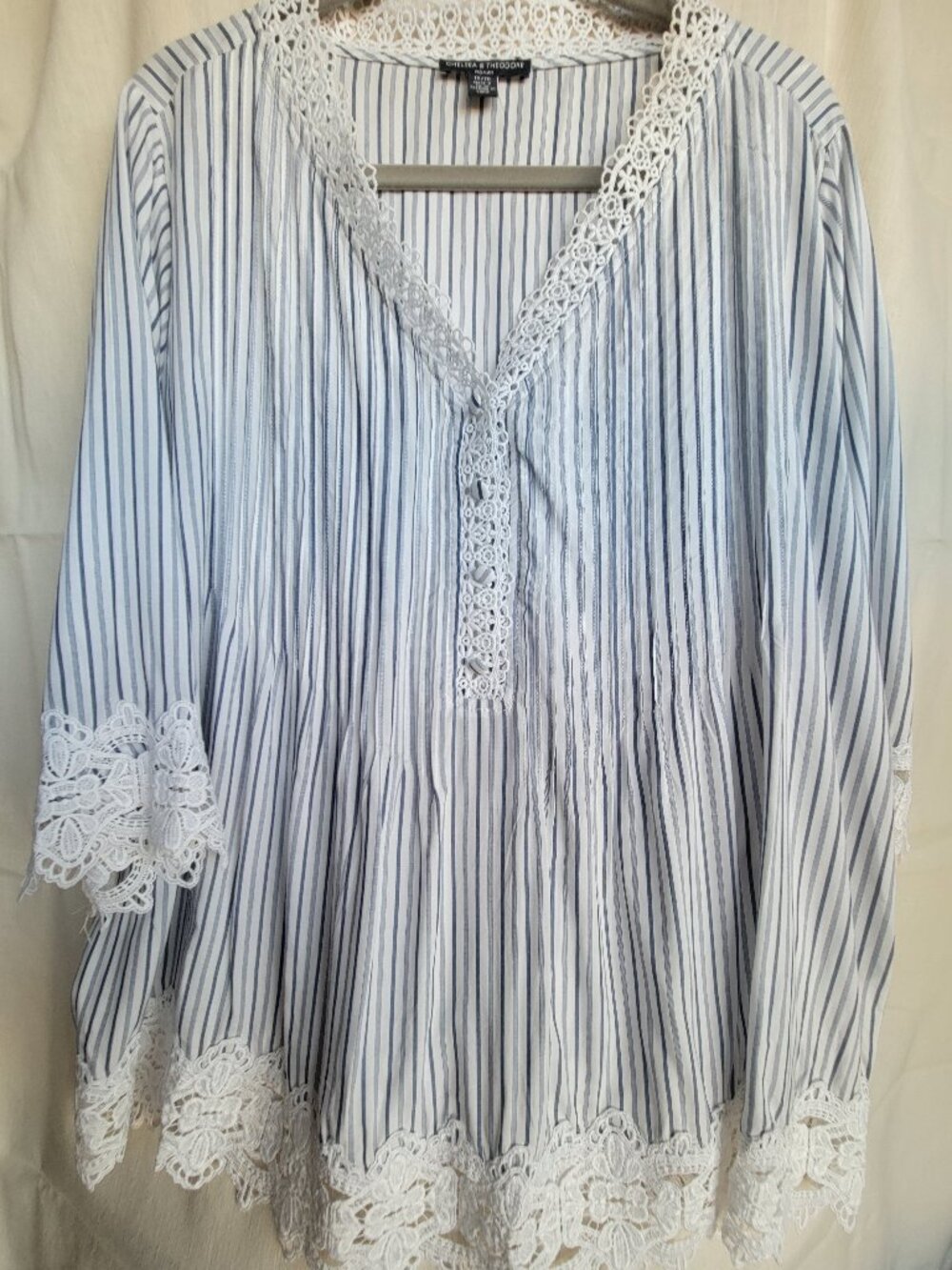 Chelsea & Theodore Womens 1X Vertical Blue White Stripes Nautical Romantic